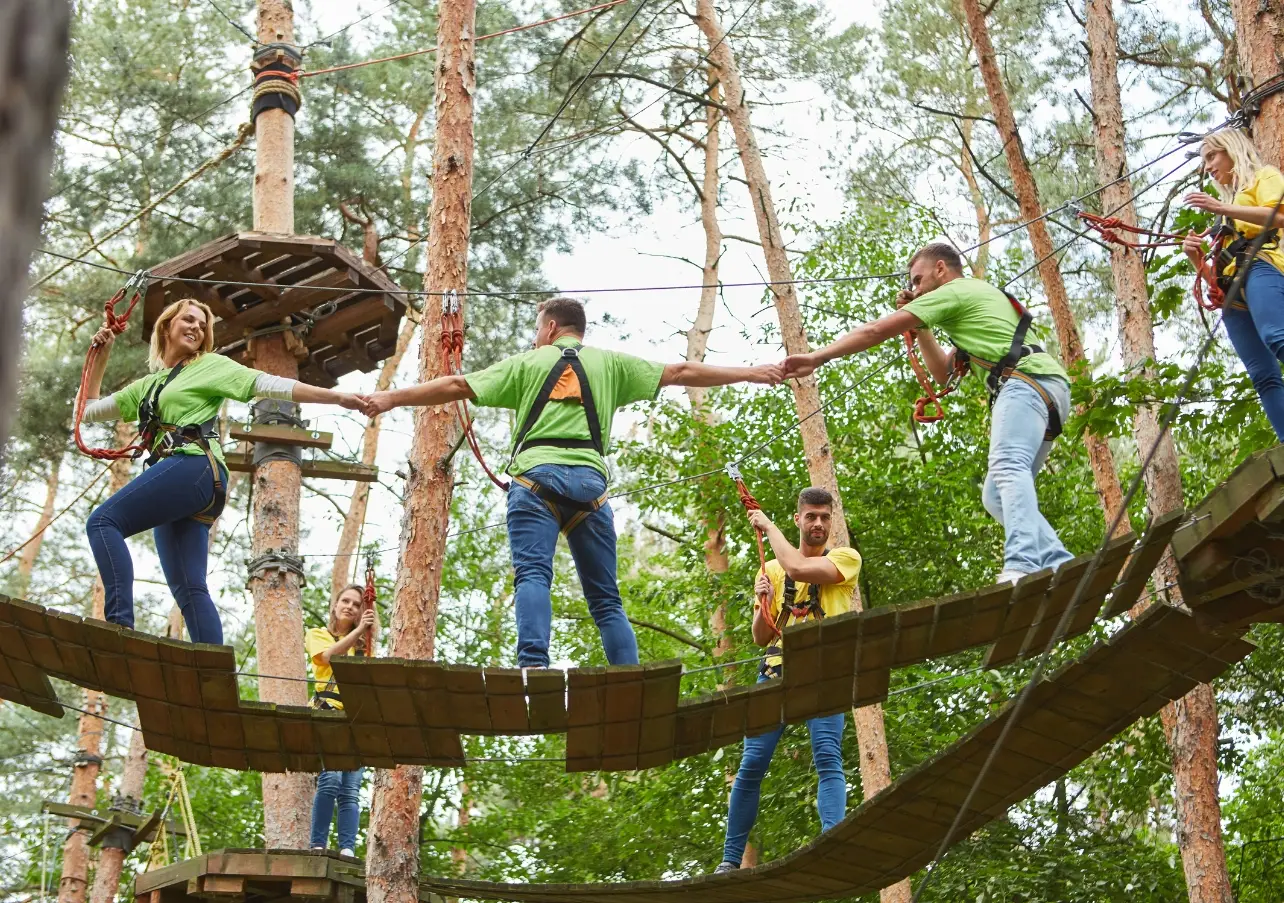Premium floral detail during an executive dinner