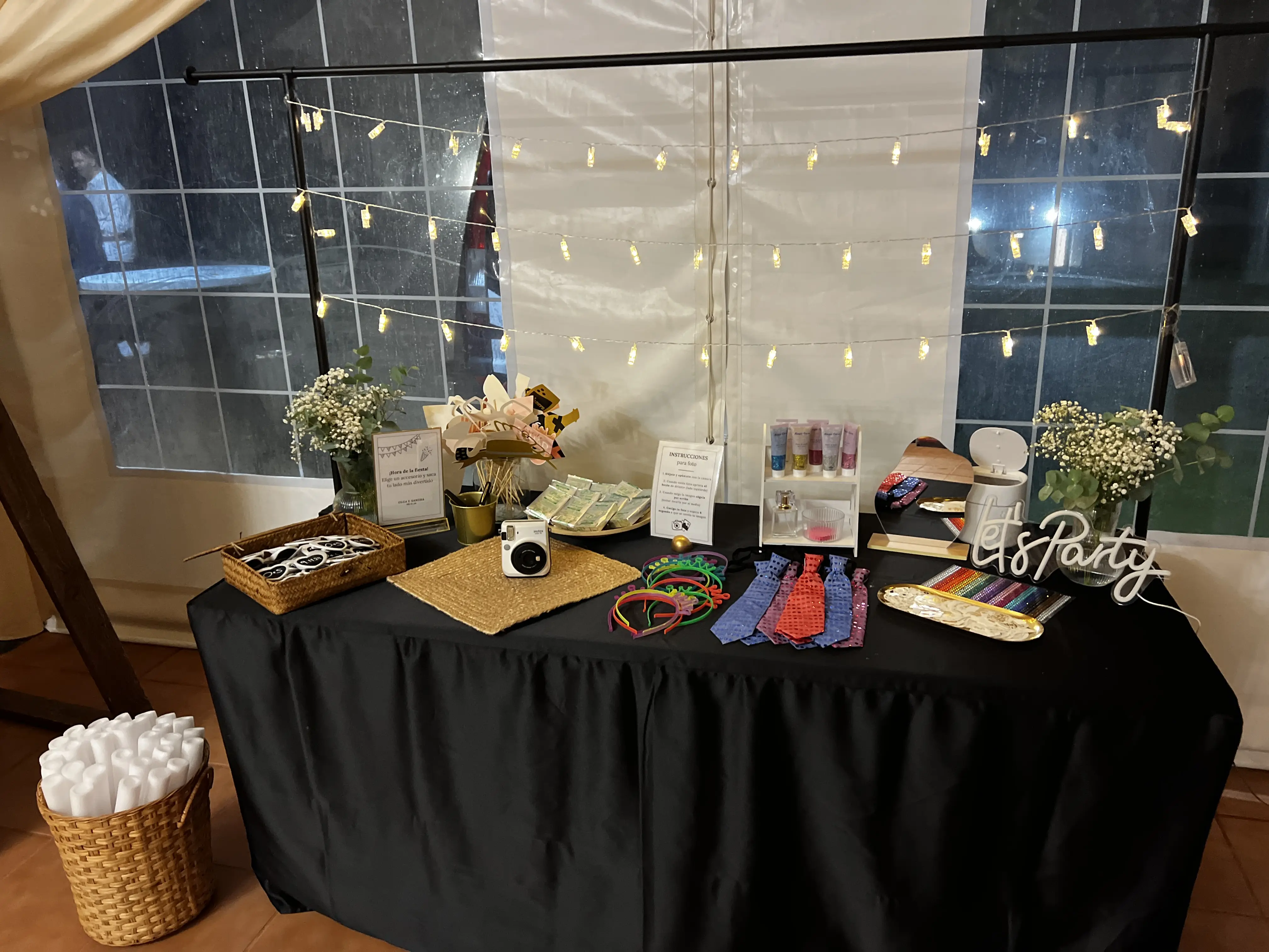 Premium floral detail during an executive dinner